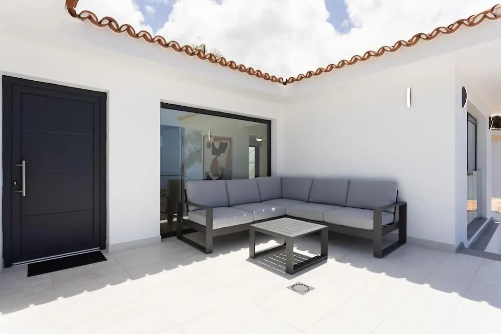 Sunny Island Villa Sauzal Spain